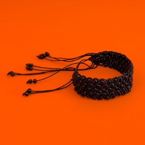 Bransoletka z Peru – głęboką czerń - cudowny design i unikatowe plecenie 