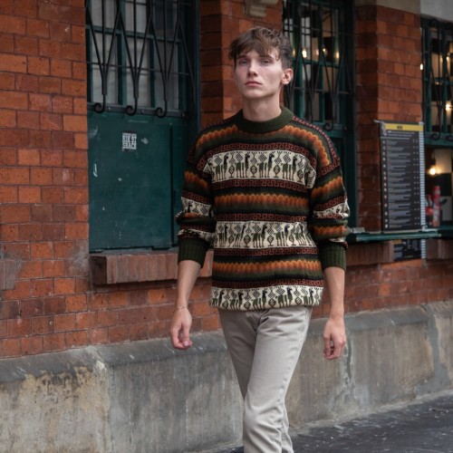 Męski Sweter z wełną z alpaki z Peru. Sweter unisex. Unikalne wzory, inspirowane peruwiańską kulturą, oraz komfortowy krój. Sweter dla niej i dla niego. Prawdziwa alpaka.
