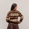 Zielony sweter z wełną z alpaki z Peru. Sweter unisex. Unikalne wzory, inspirowane peruwiańską kulturą, oraz komfortowy krój. Sweter dla niej i dla niego. Prawdziwa alpaka.