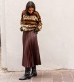 Brązowy sweter z wełną z alpaki z Peru. Sweter unisex. Unikalne wzory, inspirowane peruwiańską kulturą, oraz komfortowy krój. Sweter dla niej i dla niego. Prawdziwa alpaka.