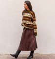 Zielono-brązowy sweter z wełną z alpaki z Peru. Sweter unisex. Unikalne wzory, inspirowane peruwiańską kulturą, oraz komfortowy krój. Sweter dla niej i dla niego. Prawdziwa alpaka.