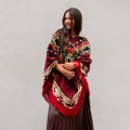 Ponczo z Peru. Unikatowe ponczo dla kobiet na jesień i zimę. Najpiękniejsze poncza z całego świata. Pięknie dopasowane ponczo z Peru z alpaki.