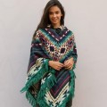 Ponczo z Peru. Unikatowe ponczo dla kobiet na jesień i zimę. Najpiękniejsze poncza z całego świata. Pięknie dopasowane ponczo z Peru z alpaki.