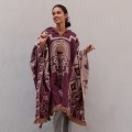 Ciepłe i stylowe ponczo z Peru. Ponczo o prostym krojem unisex, wykonane z  wełny alpaki. Ponczo prosto z Peru.