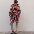 Ciepłe i stylowe ponczo z Peru. Ponczo o prostym krojem unisex, wykonane z  wełny alpaki. Ponczo prosto z Peru.