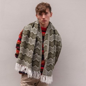 Oliwkowy szal z Peru - unisex - ciepły - zieleń khaki - szal męski