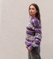 Fioletowy sweter z wełną z alpaki z Peru. Sweter unisex. Unikalne wzory, inspirowane peruwiańską kulturą, oraz komfortowy krój. Sweter dla niej i dla niego. Prawdziwa alpaka.