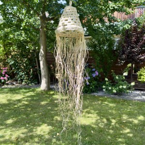Naturalna lampa boho sufitowa – ręcznie pleciony klosz z Maroka (rattan look, słomkowy styl) – Meduza