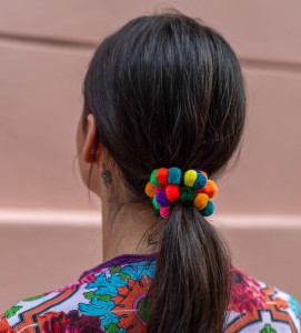 Wielokolorowa Gumka do Włosów z Peru - Styl i Delikatność