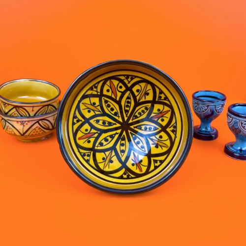 Ceramiczna miseczka na przekąski z Maroka. Ceramiczna miseczka na dipy z Maroka. Ceramiczna miska z Maroka. Ceramika z Maroka. Ceramiczne wyroby z Maroka. Ceramiczne zastawy najwyższej jakości, rękodzieło.